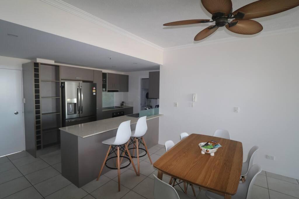 Townsville City Ocean View Apartment Exterior photo